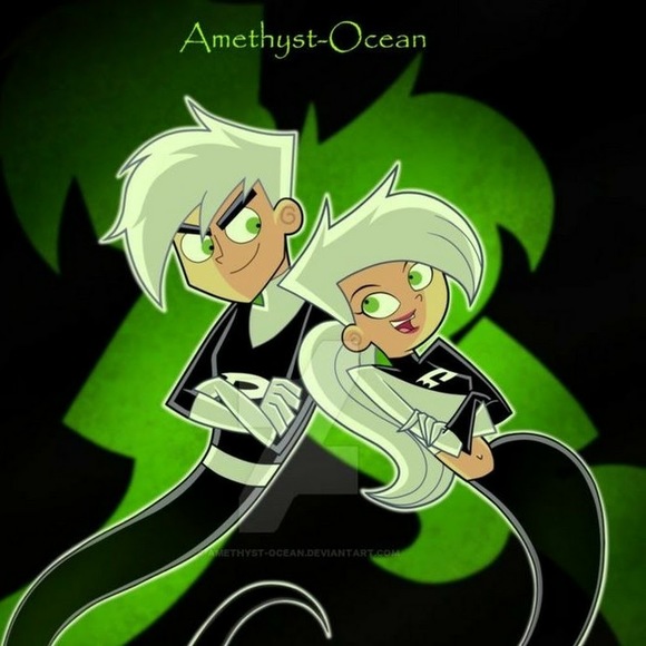 Meet your Posher, Danni - Picture 2 of 2